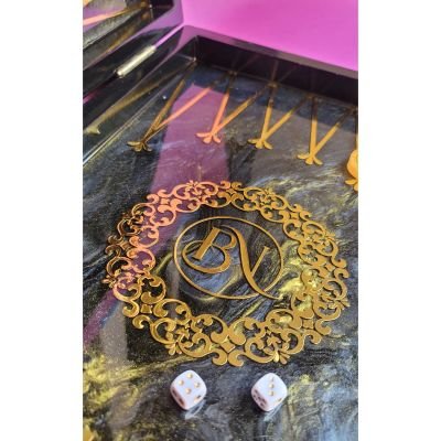 لعبة طاولة من الريزن 