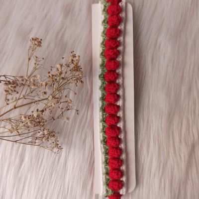 Hair accessories and clips