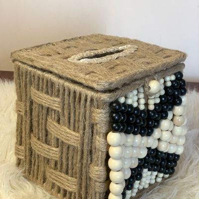 A box of tissues inlaid with wooden grains