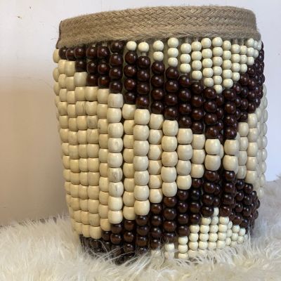 باسكيت مجمل بحبات خشبيه 