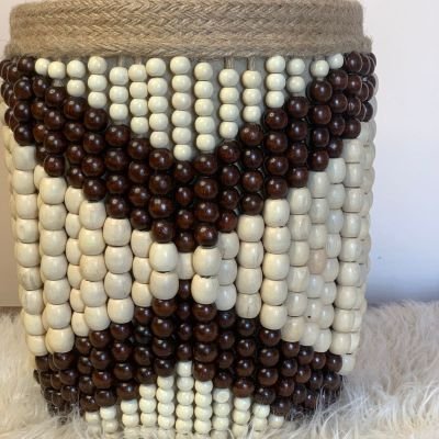 باسكيت مجمل بحبات خشبيه 