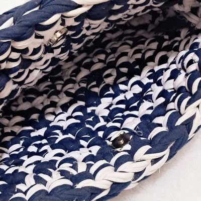 Very trendy crochet bag