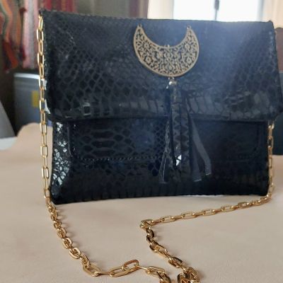 شنطه اسود جلد طبعة لازار 