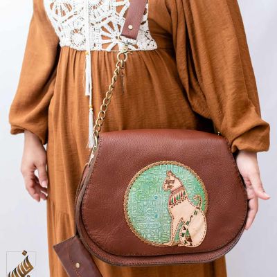 شنطه قط فرعوني ونقوش فرعوني راقيه