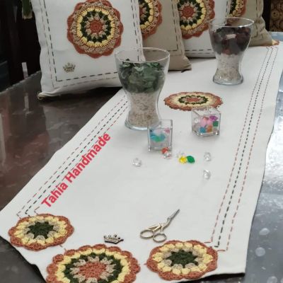 طقم مفارش مع كوشن 