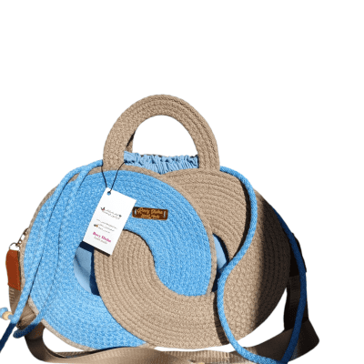 Trendy bag with zigzag art