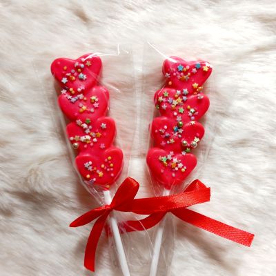 مصاصة مارشيمللو بالشوكولاته 