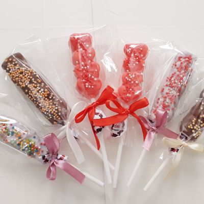 مصاصة مارشيمللو بالشوكولاته 