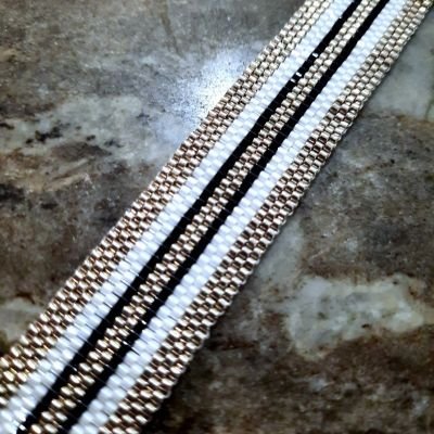Set of black and white parallel lines of Miyuki beads