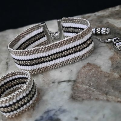 مجموعة المربعات المجسمة ابيض واسود من خرز الميوكى