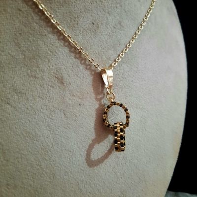 سلسلة الدوائر المتداخلة من خرز الميوكى