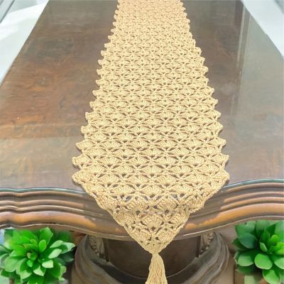 رانر مائدة بخيوط قطن 