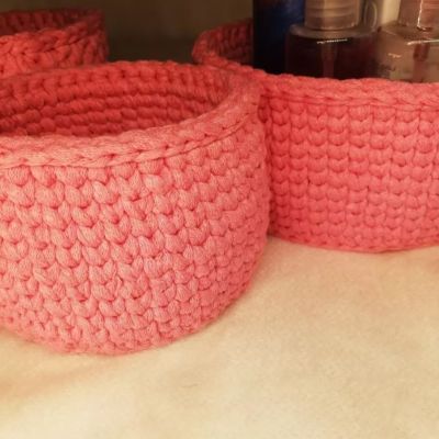Crochet makeup tools organizer