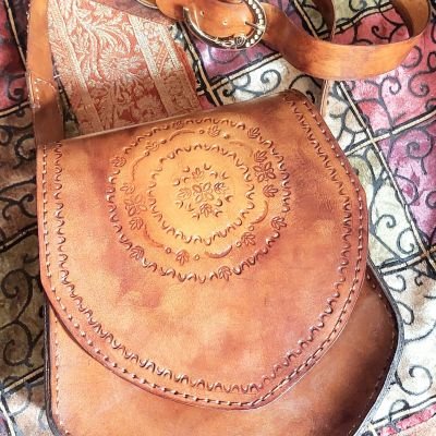 شنطه جلد طبيعي هاند ميد 