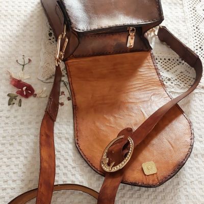 شنطه جلد طبيعي هاند ميد 