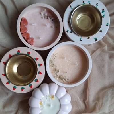 Regular Scented candle (150 gm ) in concrete jar with censer 