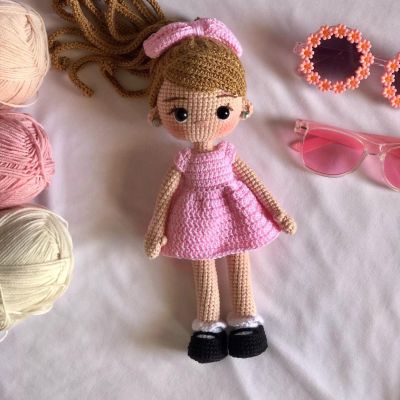 الدمية لينا 