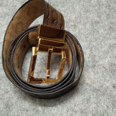 حزام حفر بارز لون نحاسي