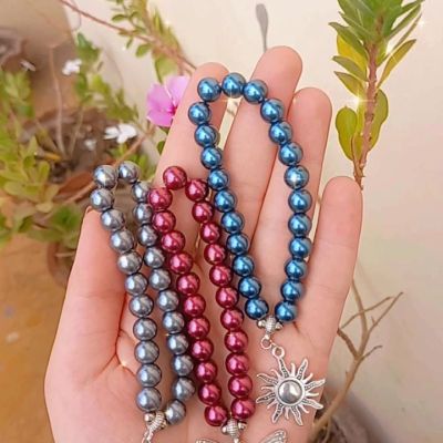 Burgundy jewelry necklace and bracelet