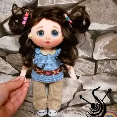 دمية من القماش 