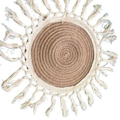 Handcrafted Round Coaster Adorned with Natural Macrame, 25 cm – Made from Eco-Friendly Natural Materials, Featuring a Unique Sun-Inspired Design with Burlap and Macrame Fringe, Boho Home Décor Piece.