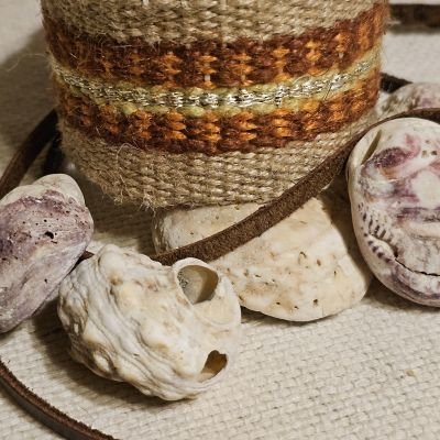 اسواره من الخيوط