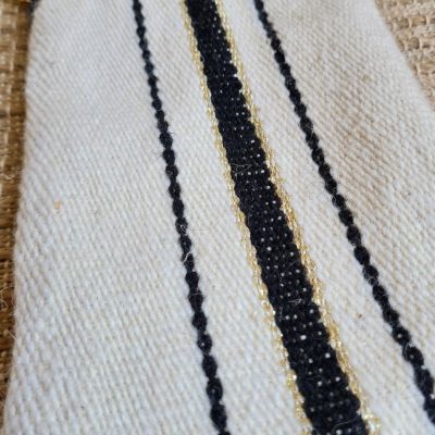 شنطه من نسيج النول اليدوي 