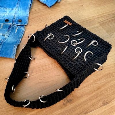 Trendy crochet bag