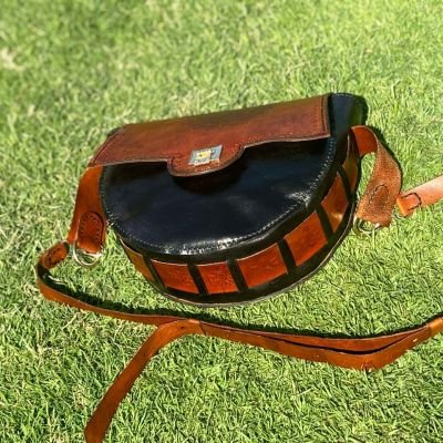 شنطة كروس جلد طبيعي هاند ميد 