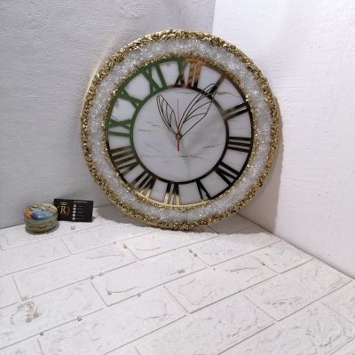 ساعه مقاس ٤٠ سم بالكريستال