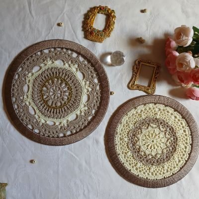 مجموعة تابلوهات بفن الكروشيه 