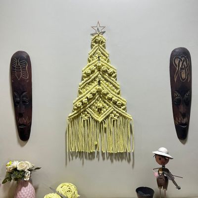 مكرمية شجرة الكريسماس 