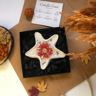 Lemon scented star candle 