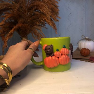 Winter pumpkin mug