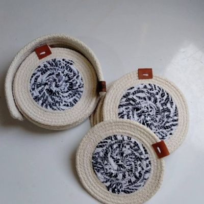 طقم كوسترات الكوبيات