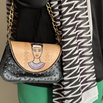 كلاتش نفرتيتي