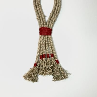 تعليقه حبل خيش بني 