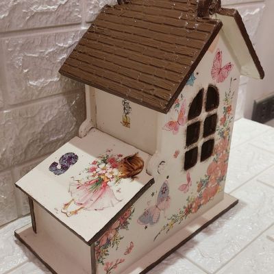 A box for accessories, House of Happiness