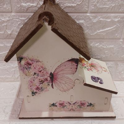 A box for accessories, House of Happiness