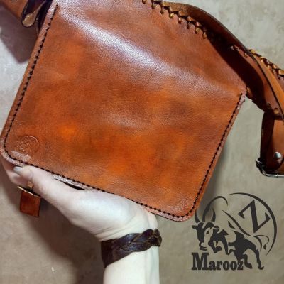 شنطه وسط حريمي