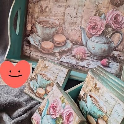 طقم صينية مع الكوسترز