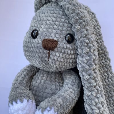 دمية أرنب كبير