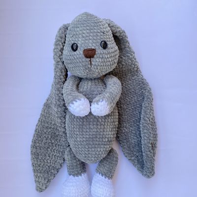 دمية أرنب كبير