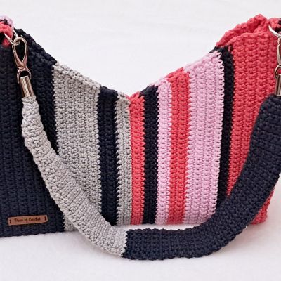 شنطة كروشية الوان