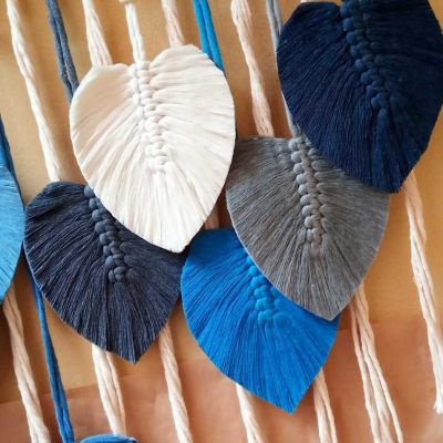 معلقه حائط مكرمية