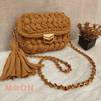 شنطه حريمي كروشيه هاند ميد أنيقه وعصريه 