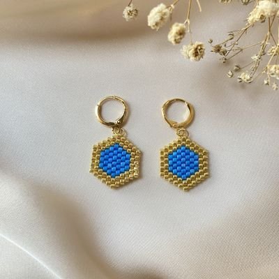 حلق مطرز كلاسيكى