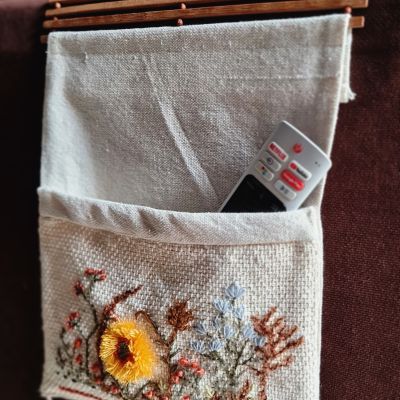 Pockets to store TVs and many other things.