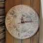 ساعة خشب بطابع كلاسيك